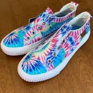 Blowfish Malibu slip on shoes
